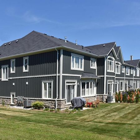 New Blue Mountain Village Snowbridge Executive Townhome Sleeps 10 With Outdoor Pool And Shuttle Nottawa Exterior foto